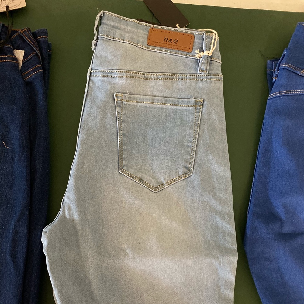 Jeans - Picture 2 of 2